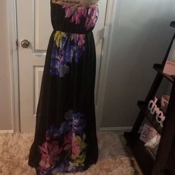 Strapless Flowered Maxi-Dress - Picture 3 of 3